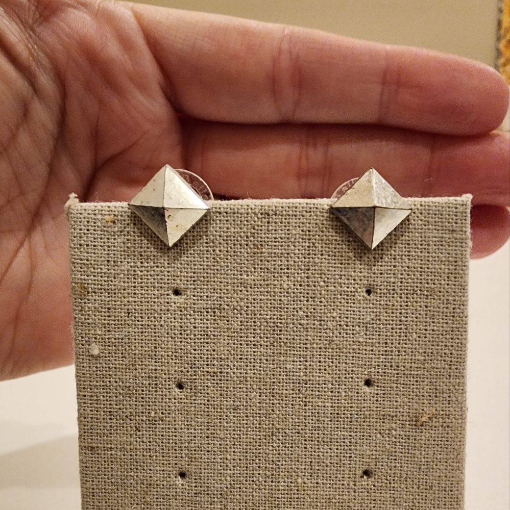 Stella & Dot Earrings